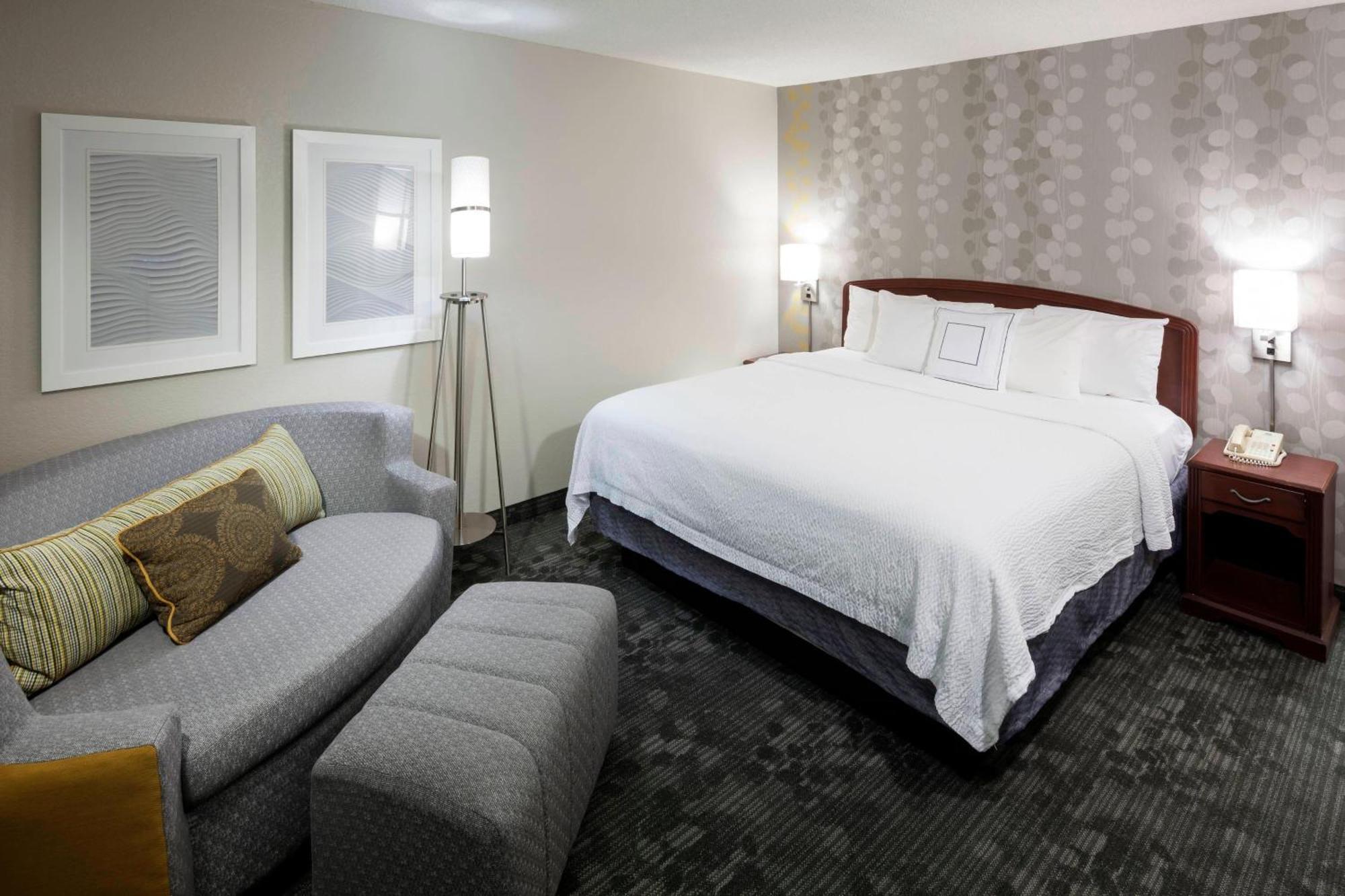 Hotel Courtyard By Marriott Wichita East Exteriér fotografie