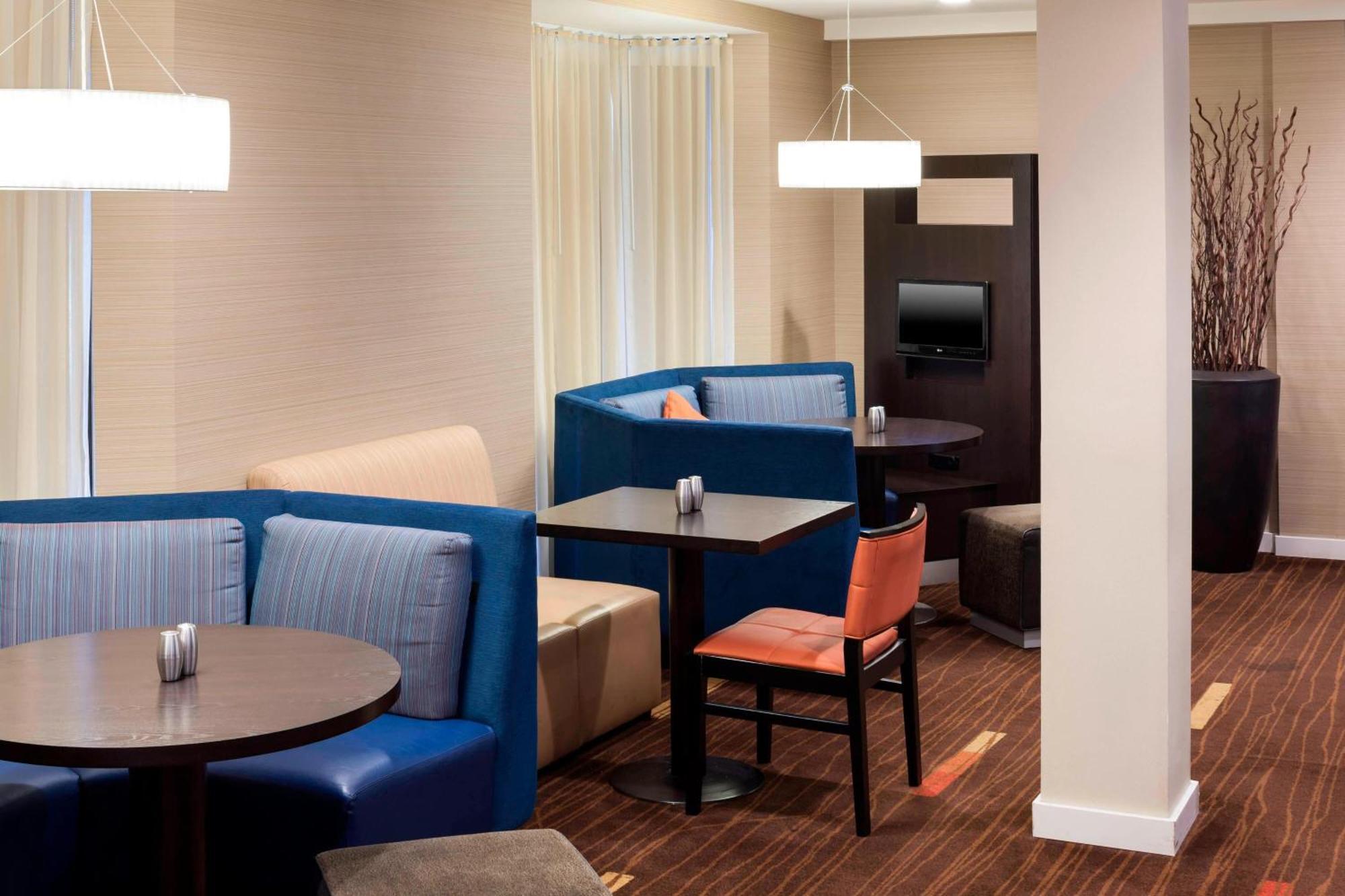 Hotel Courtyard By Marriott Wichita East Exteriér fotografie